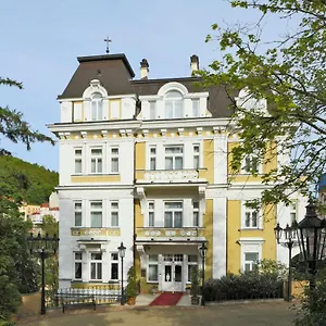 Livia 5* Karlsbad
